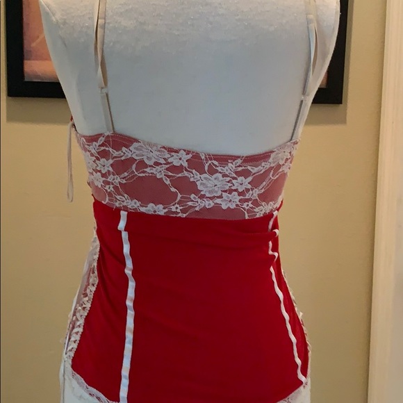 Red tank top - Picture 3 of 3